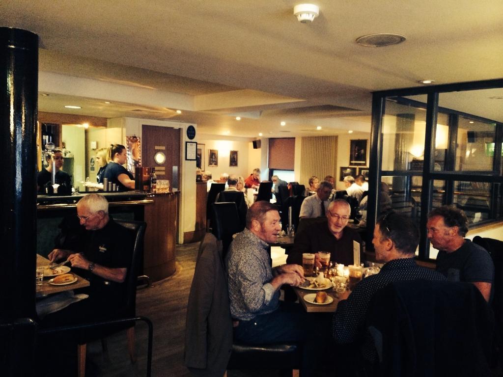 The Pipers' Tryst Hotel Glasgow Dış mekan fotoğraf